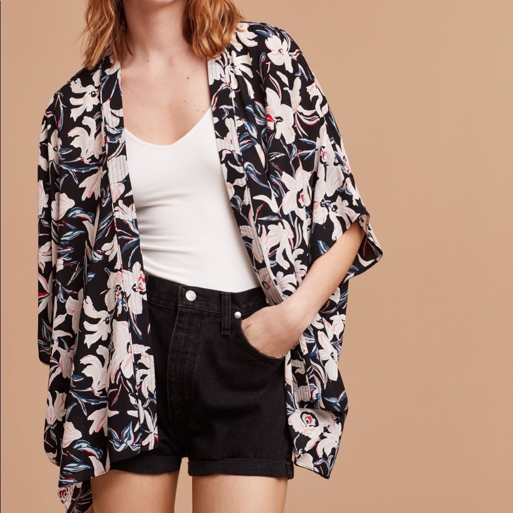 Talula aritzia fawkner kimono blouse